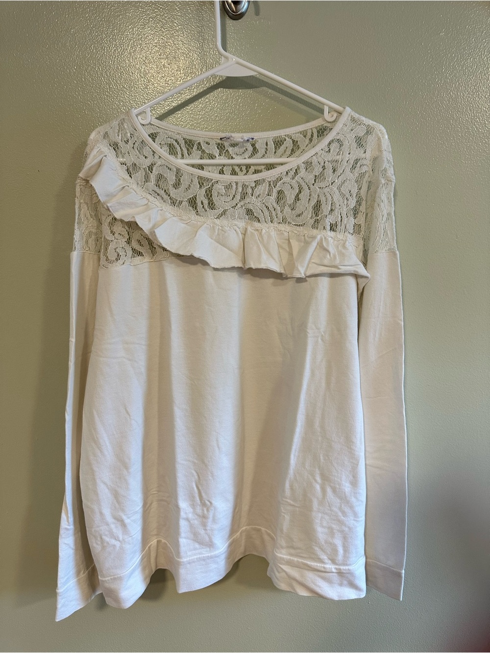 belk White Lace Yoke Ruffle Long-Sleeve Top